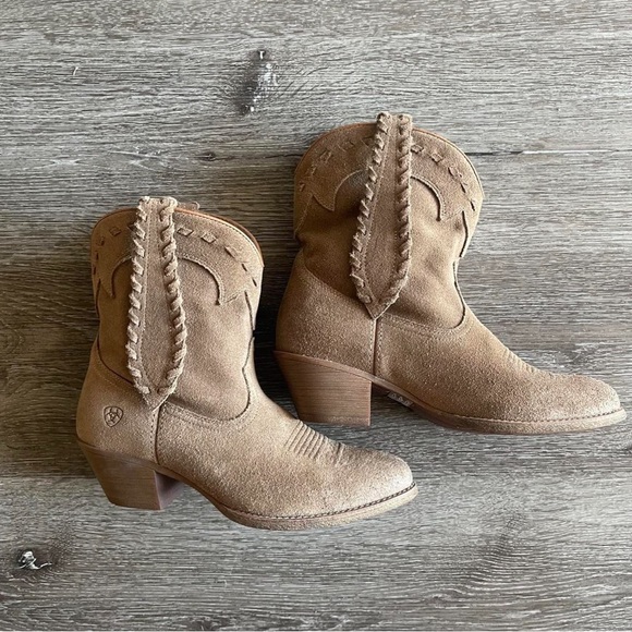 Ariat Women's Shortie Western Boots NEW - Picture 3 of 8